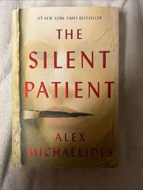 The Silent Patient by Alex Michaelides - Gold & Red Hardcover